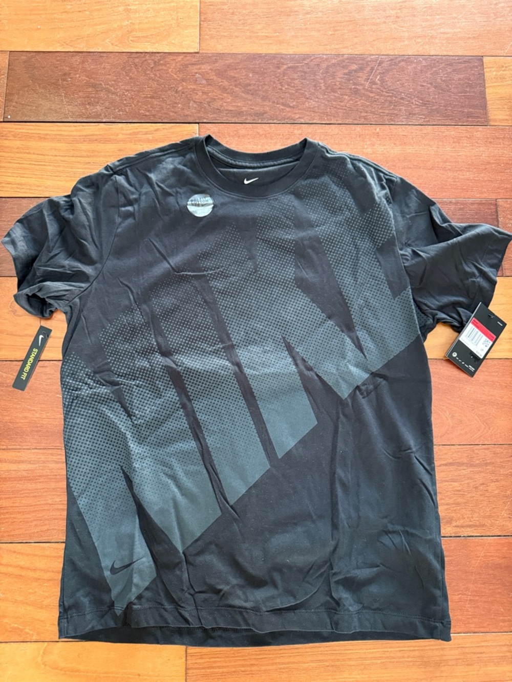 Nike Men’s Black Graphic Short Sleeve Athletic Tee